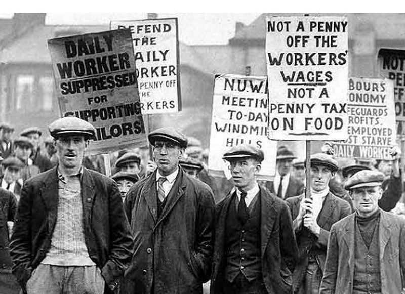 Striking workers, 1926